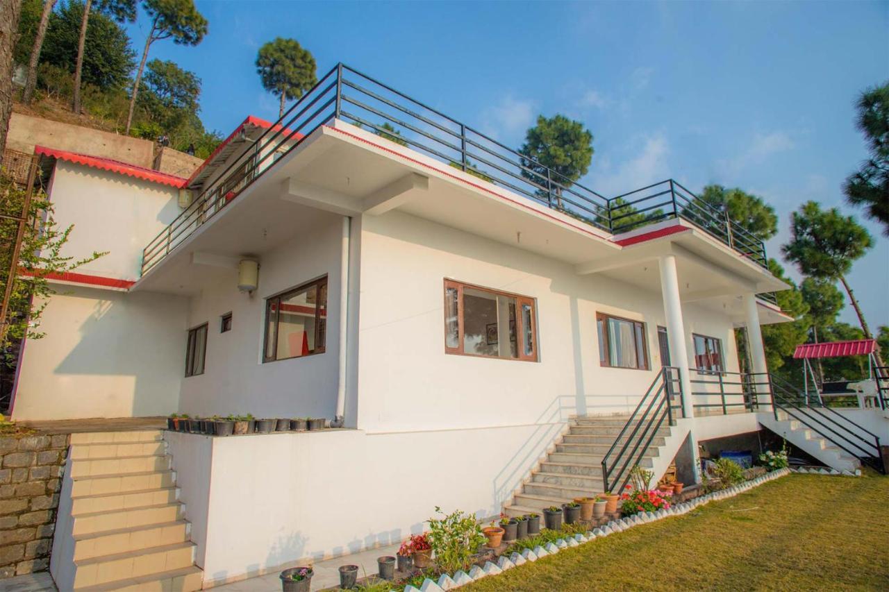 Villa Woodside Meadows By Veo - Part Of Stayvista Kasauli Zewnętrze zdjęcie