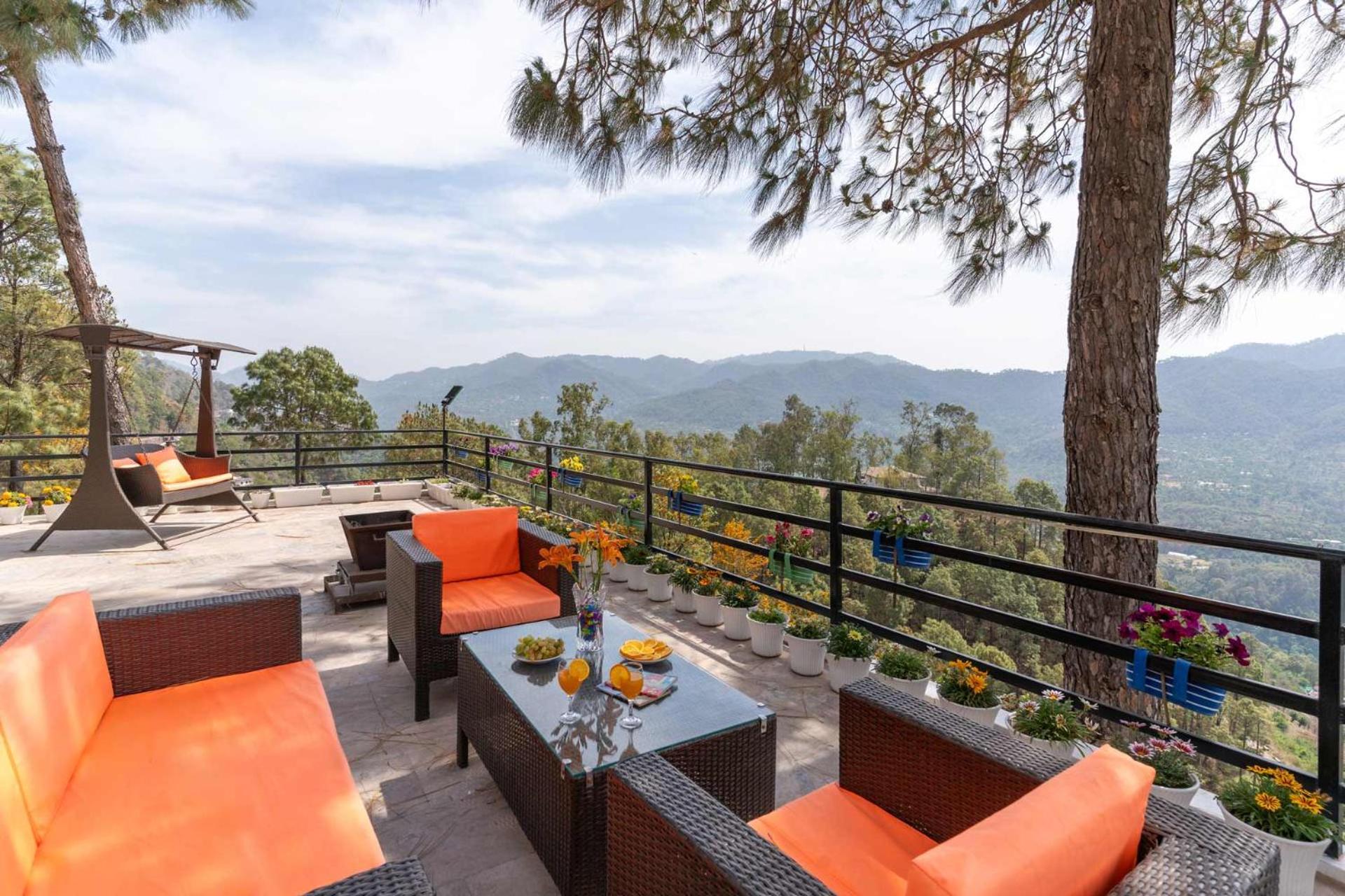 Villa Woodside Meadows By Veo - Part Of Stayvista Kasauli Zewnętrze zdjęcie